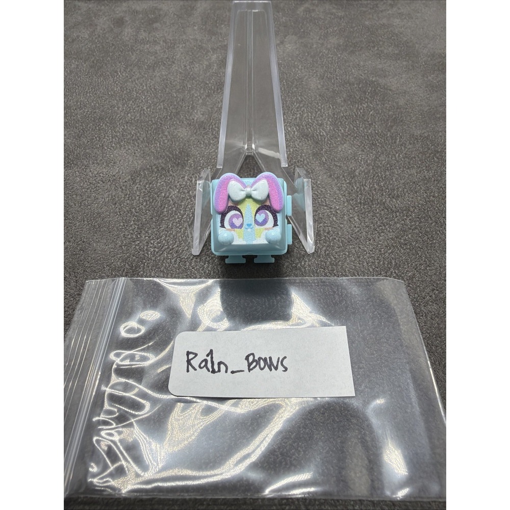 Clickeez Series 1 Kawaii Dreams Ra1n_Bows Single Key
